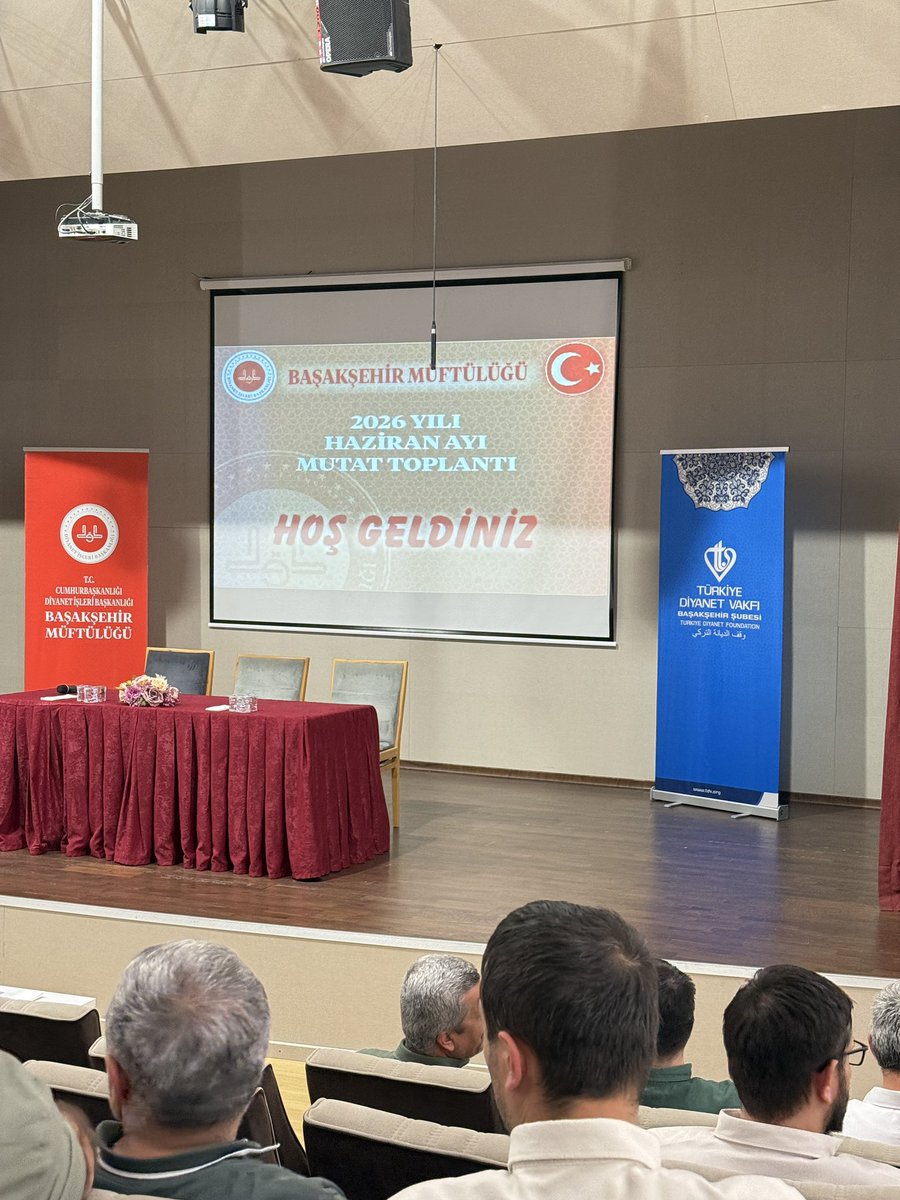 AlaaddinCosar38's tweet photo. İlçe müftülüğümüzün Haziran ayı mutat toplantısındayız. https://t.co/QSFjtdhApp