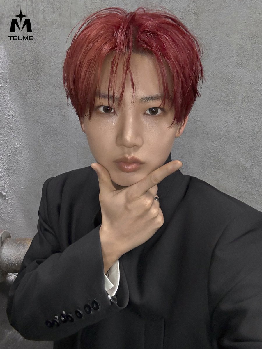 _kyu_yo's tweet photo. NEW WAV SECRET SELFIE #준규 https://t.co/lTBVCalVAB