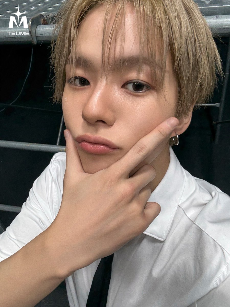 lovelyjaehyuk_'s tweet photo. new wav secret selfie #2 #윤재혁 https://t.co/TkvZXYeT7x