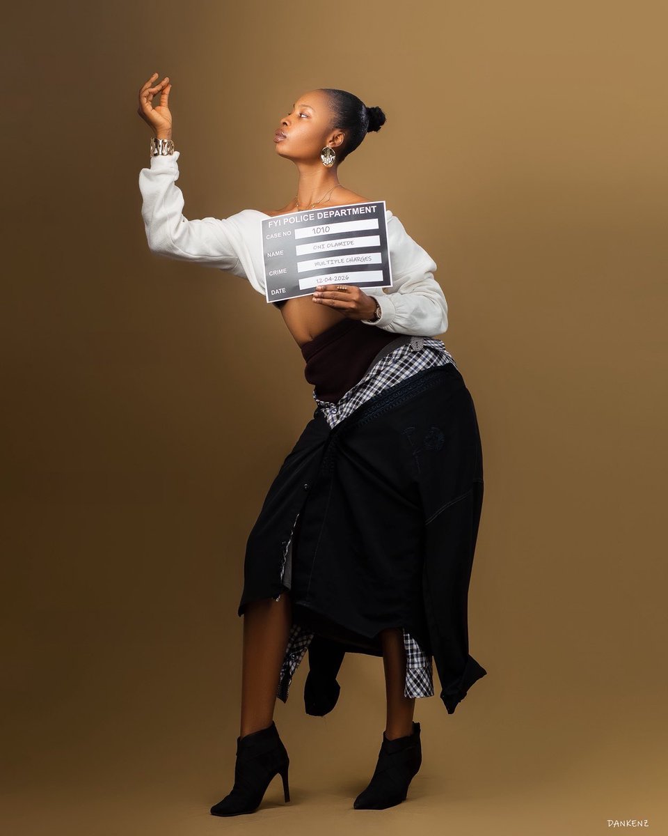 hargboor's tweet photo. Multiple charges? Guilty as charged —
Stealing hearts daily, slaying extra hard.
Hand raised high, no bail, just fire,
Fashion criminal, taking it higher.” ✨
#SlayAllDay #FashionCriminal #BlackExcellence #MugshotStyle #ServeLooks #StyleInspo #ConfidentQueen #MelaninMagic #EditorialFashion #BookedAndBusy