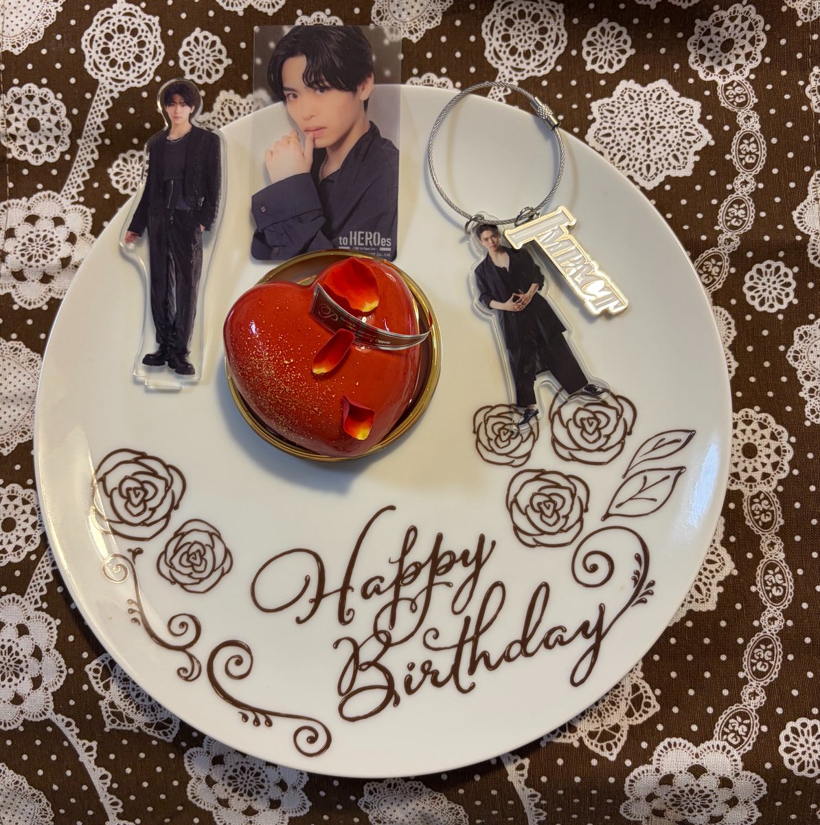tky___611's tweet photo. 影山くん29歳のお誕生日おめでとう㊗️✨
影山くんと出会えて本当に幸せです🫶🏻
生まれてきくれてありがとう（ ;  ; ）
これからも影山くんらしくいてね❣️
影山くんにとって素敵な一年になりますよーに、、、💫
大好きだよ(＞＜)♡

#影山拓也誕生日2026 #IMP. #影山拓也 https://t.co/JTL7riPPHT