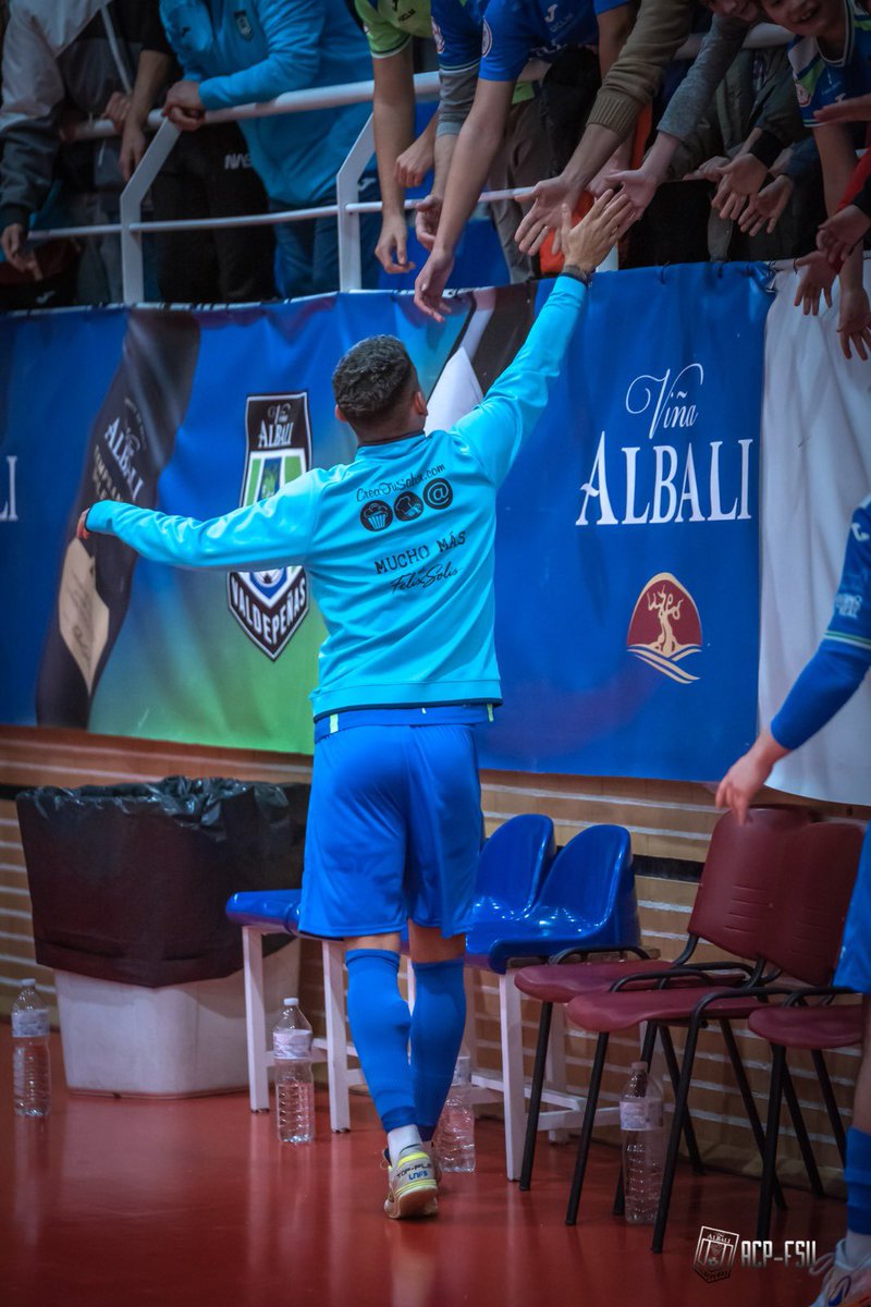 VinaAlbaliFS's tweet photo. ¡Nos vemos pronto, afición! 🔜💪

📸 @aurecape

#ViñaAlbaliValdepeñas https://t.co/T1lpMvxOCX