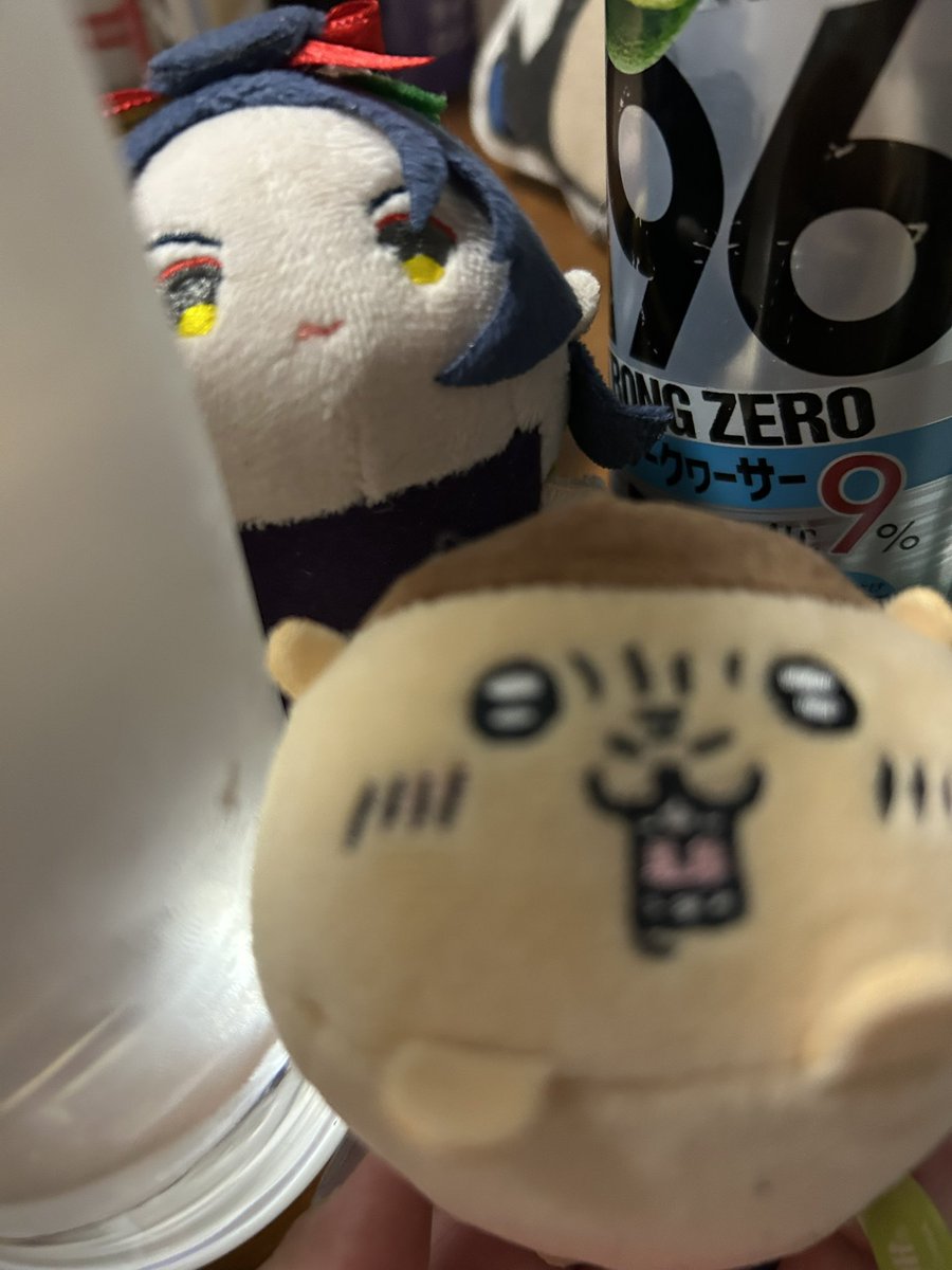 thirdtsugomori's tweet photo. お久しぶりなストゼロおいしいねもちじろさん栗まんせんぱい https://t.co/093qPwRKb1
