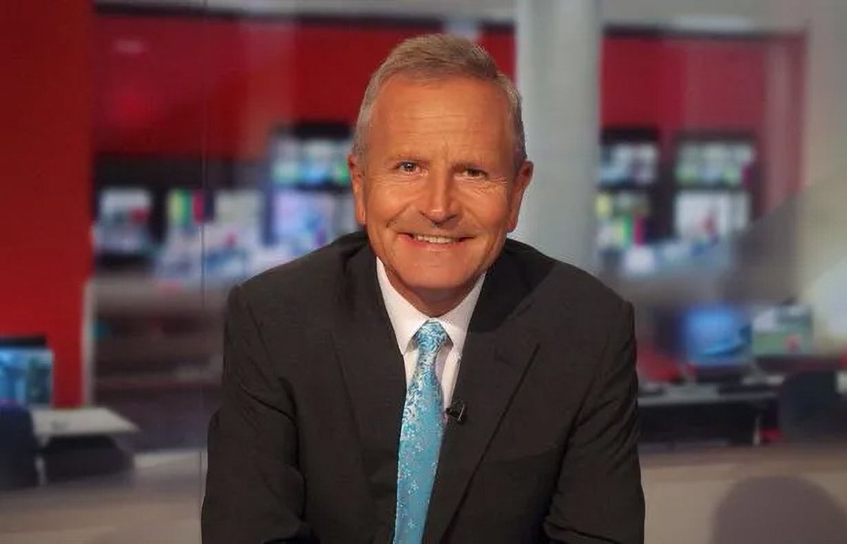 MirrorTV's tweet photo. BBC's awkward on-air blunder as host confuses two very different shows

https://t.co/T9XAKAtmHg https://t.co/FioNBWaOUu
