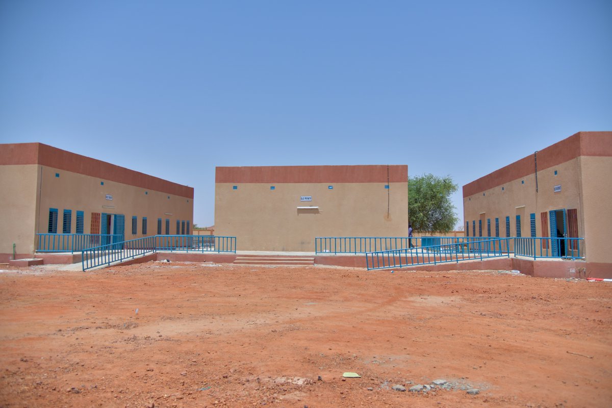 Unicefniger's tweet photo. Dans cette localité carrefour de la région de Dosso🇳🇪, ce CSI changera le quotidien des communautés environnantes :
🤰 des accouchements plus proches 
👶 des nouveau-nés mieux suivis 
👦 des enfants soignés plus vite
La santé plus près. L’espoir plus fort.✨
#PourChaqueEnfant 2/2 https://t.co/HmvEfUTpKX