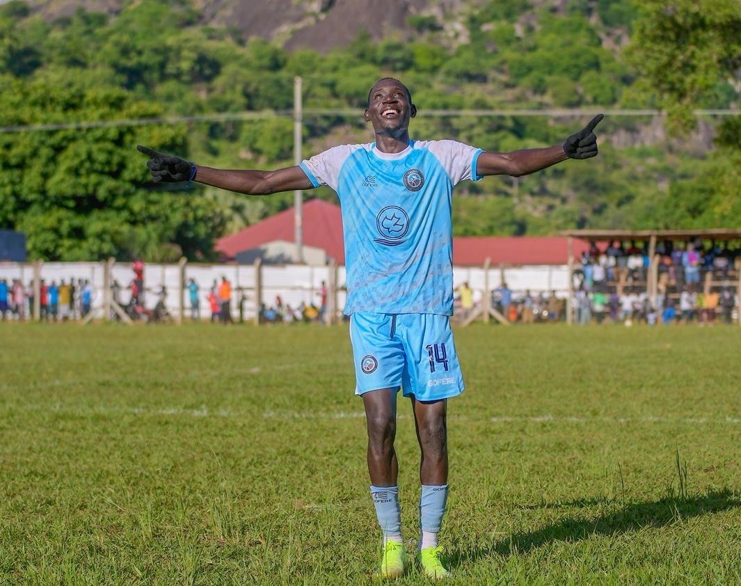 SinanRajub's tweet photo. SC Villa are interested in signing Calvary FC striker Lawrence Olaboro.

Olaboro was Calvary's shining light last season with 8 goals and one assist. https://t.co/C2eoJQZHjN