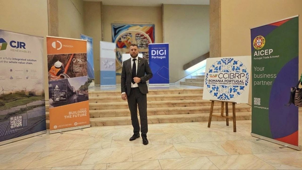 Calin__Groza's tweet photo. Cu ocazia Zilei Naționale a Portugaliei, sărbătorită pe 10 iunie, am avut deosebita plăcere de a participa la evenimentul organizat de Ambasada Portugaliei în România.

Adresez mulțumiri Ambasadei pentru invitație și pentru oportunitatea de a lua parte la un moment dedicat celebrării culturii, tradițiilor și valorilor portugheze.

A fost încă o ocazie de a aprecia bogăția patrimoniului cultural portughez și de a consolida legăturile de prietenie și colaborare dintre România și Portugalia.
#calingroza
#deputat
#maramures
#diplomație
#impreuna