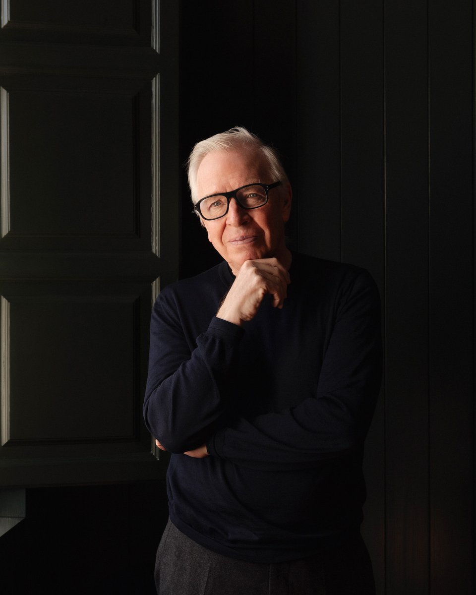 kinfolkmag's tweet photo. For David Chipperfield, architecture is about understanding what's already there. After working on Berlin’s Neues Museum, the architect has become known for an approach rooted in restraint and a respect for history. https://t.co/iBttbxCD2C https://t.co/PgUrDGBYAj