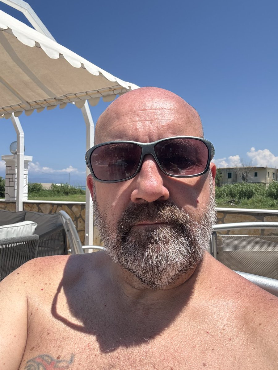 toon1892's tweet photo. Sorchio ☀️☀️☀️☀️
#corfu #roda https://t.co/tGP8Namb9e