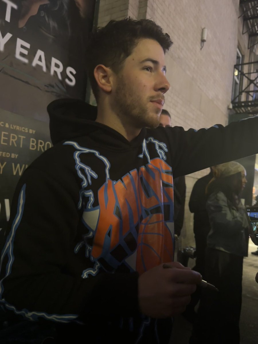 claudddiaaaa's tweet photo. Knick Jonas says Knicks in Five 🏆 @nickjonas https://t.co/xgiq8aHu4U