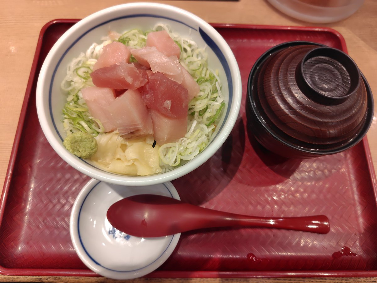 川崎めし。 ビントロまぐろぶつ切り丼。