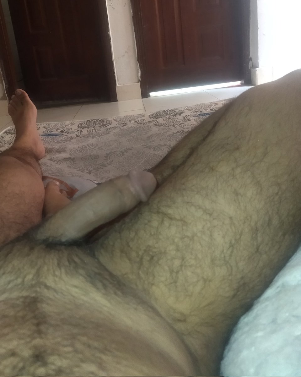 dark81592's tweet photo. Who wanna suck??? Feeling horny and lonely in my apartment. https://t.co/4mN1FYbPH8