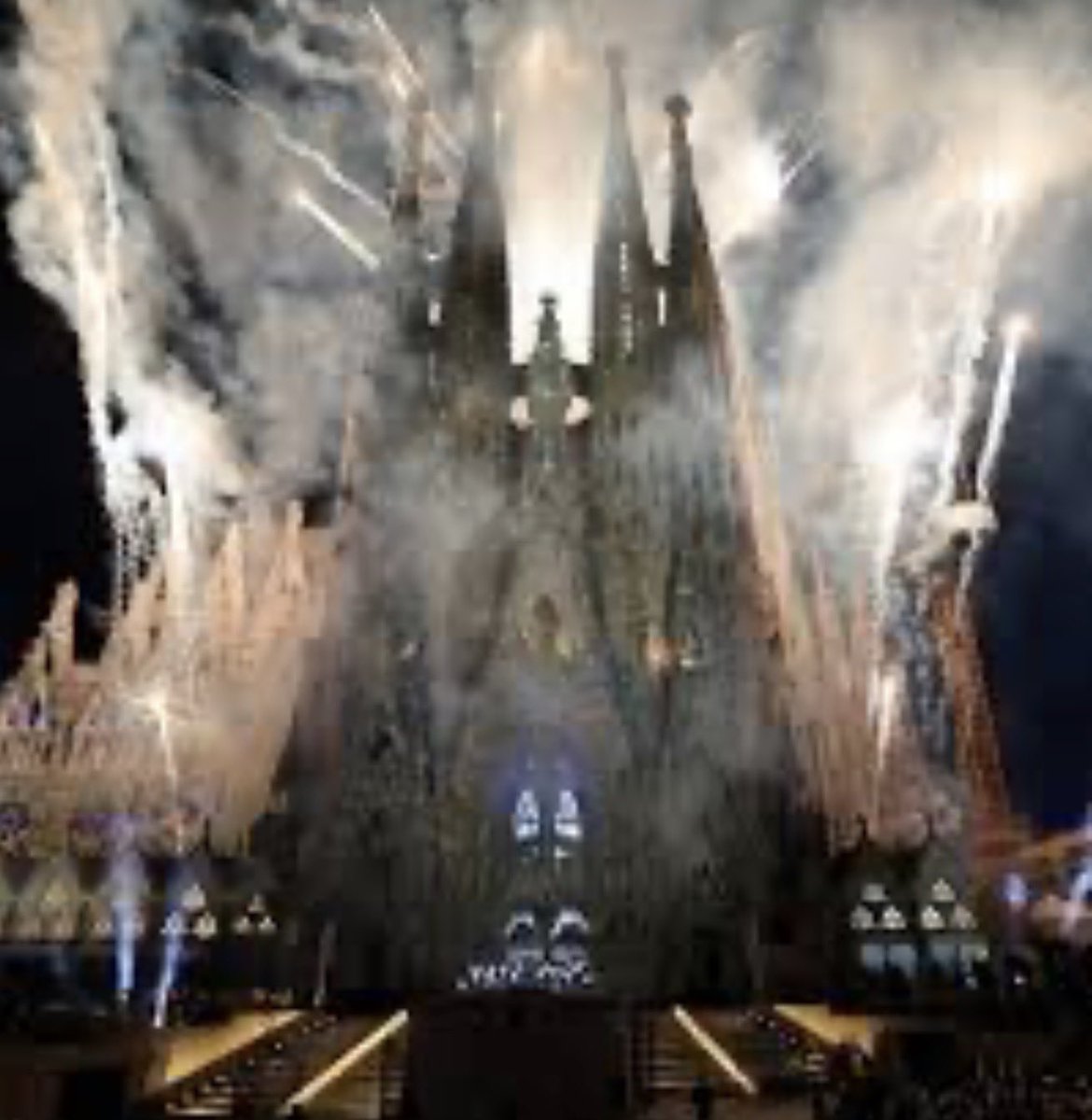 Tamenblish's tweet photo. 1/10 INFORME INTERN — BALANÇ DE JORNADA “Storytelling Pope Barcelona”

Ahir els anunciava que tot sortiria segons el previst. Permetin-me confirmar-ho amb satisfacció. L'operació ha estat un èxit rodó. Business as usual. https://t.co/3vcl68WWM1