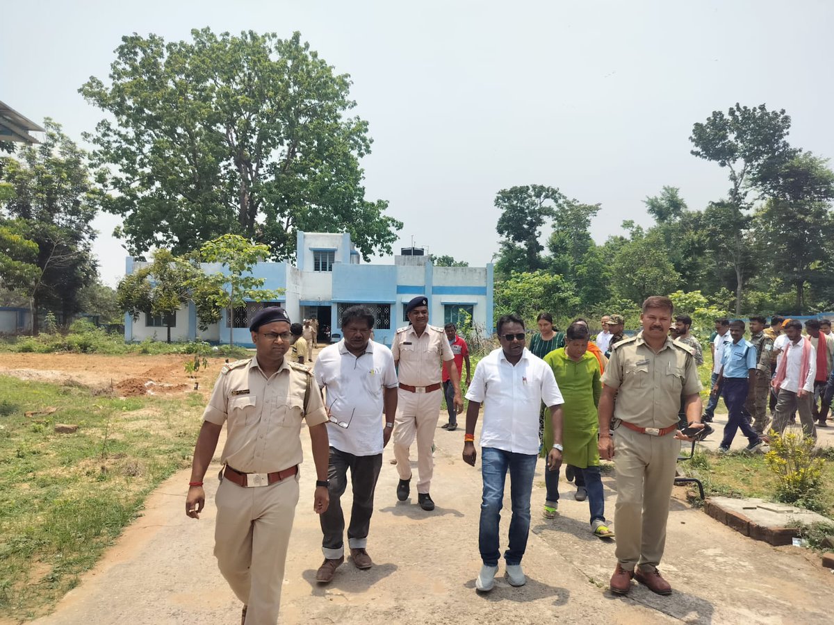 RahidasMahato's tweet photo. বাঘমুন্ডি ব্লকের তেলিয়াভাসা প্রাথমিক স্বাস্থ্য কেন্দ্র পরিদর্শন করিলাম। https://t.co/4xKYZ26gbR