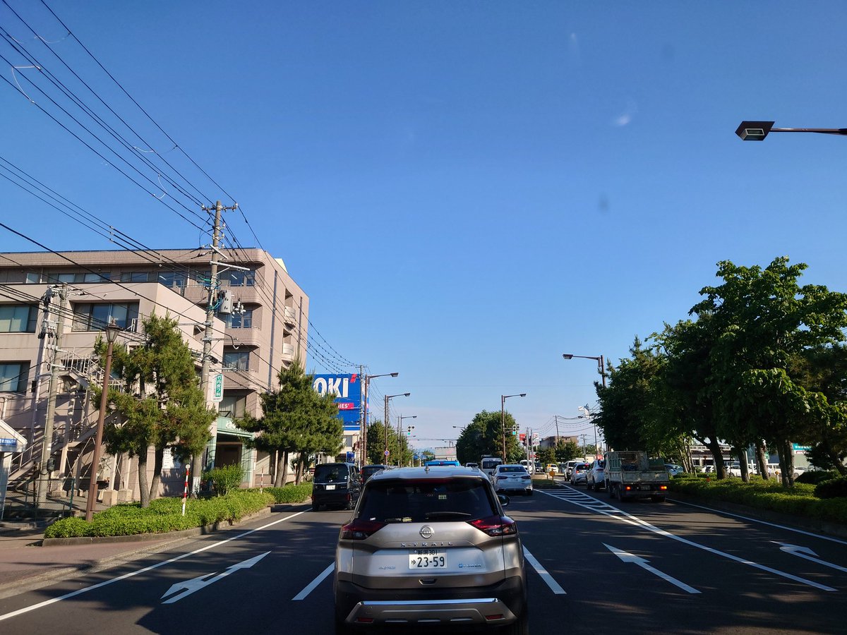 GANP2011's tweet photo. 新潟県での仕事終了
週末の現場の福島県へ🚗³₃ https://t.co/po5GcnZSi9