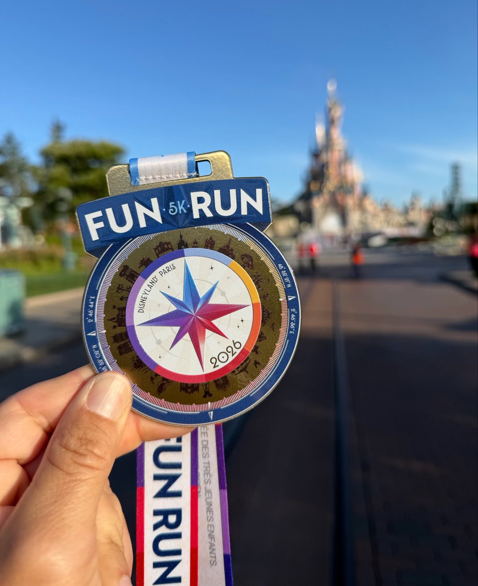 Cave0fWonders's tweet photo. ✨ Event Cast Members : FUN RUN 5k 2026 🏃♀️ 🎉 ✨
#disneylandparis #castmembers @cocacolafr https://t.co/tC86GBiXIH