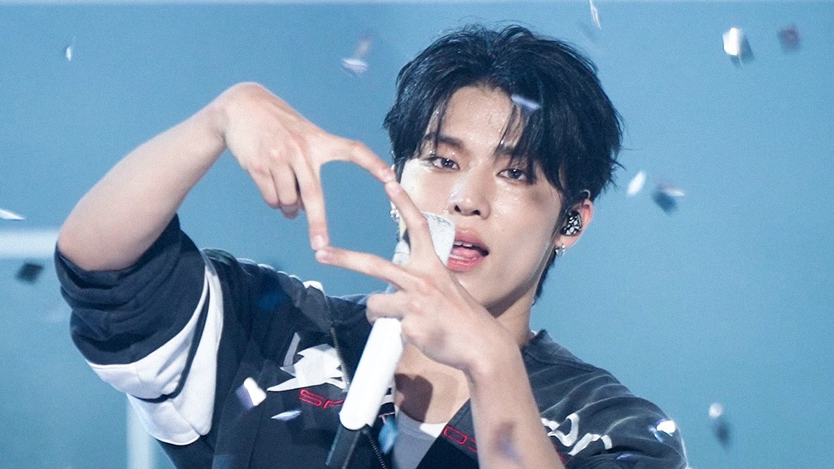 inga_sbs's tweet photo. 트레저 박정우 'IF I' 페이스캠📹

Full📺https://t.co/oC9o0Hg05e

#인기가요 #Inkigayo #트레저 #TREASURE #IF_I @ygtreasuremaker https://t.co/vH8reo1y9O