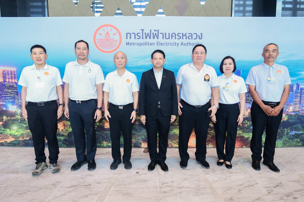 mea_news's tweet photo. MEA ต้อนรับคณะกรรมาธิการการพลังงาน วุฒิสภา แลกเปลี่ยนความคิดเห็นด้านการพัฒนาระบบไฟฟ้าอัจฉริยะและพลังงานสะอาด

อ่านเพิ่มเติม คลิก: https://t.co/NGIHG7cqSK

#MEA #SmartMetroGrid #SmartGrid #SolarRooftop #EV #พลังงานสะอาด #คณะกรรมาธิการการพลังงาน #วุฒิสภา https://t.co/fiLx5fZJdT