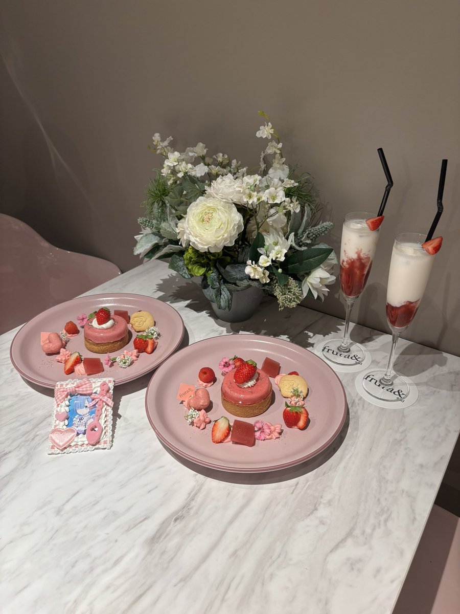 Re6cha_'s tweet photo. タルト美味しかったo̴̶̷̤  ̫ o̴̶̷̤🍓🩵 https://t.co/kMZo8cd5xx