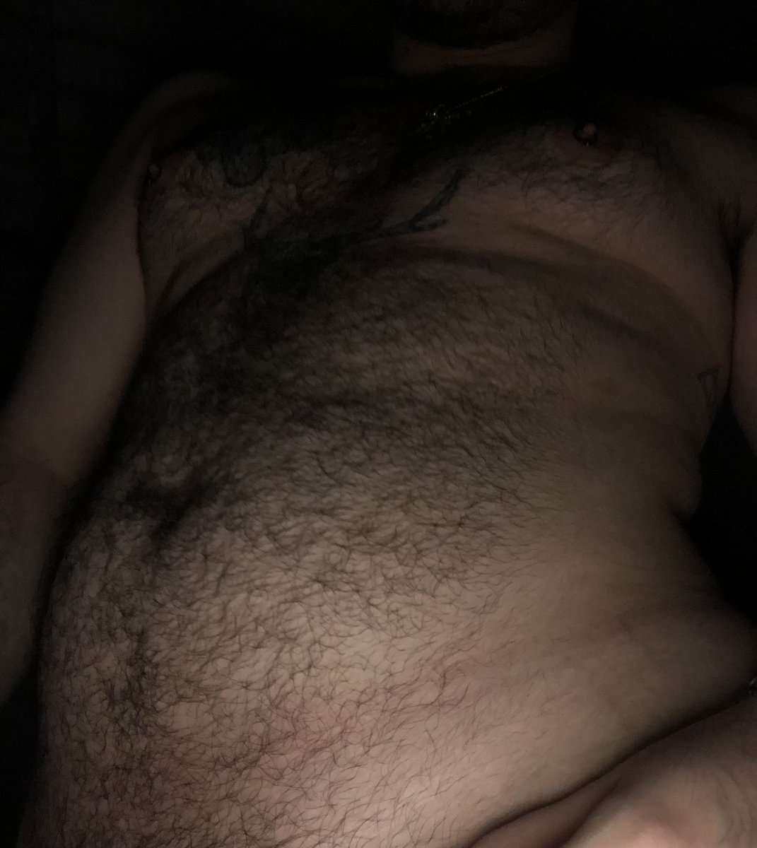 BallooAD's tweet photo. Belly rubs? 👉🏻👈🏻 https://t.co/wyVVFNMInt