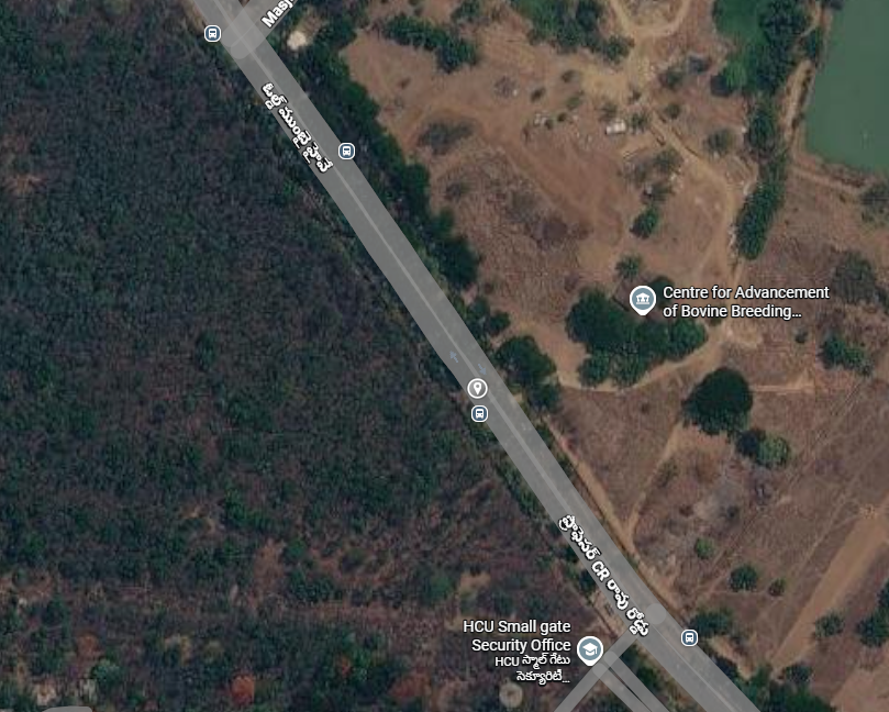 General_Hornet's tweet photo. Dear @GHMCOnline, on Old Mumbai Highway, after Gacchibowli stadium and before Masjid Banda turn, there is a large bump created after the recent pipe work. The bump is not visible at night and can damage cars/ cause accidents. Approx location marked on maps. https://t.co/hGwxLM4wVa