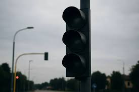 PMTerredargine's tweet photo. #PMTerredargine #PLTerredargine #PLInforma semafori 🚦 spenti a Carpi all'intersezione Lama/Puglie/Minghetti, i tecnici stanno intervenendo per il ripristino, moderare la velocità in prossimità dell'intersezione e seguire la segnaletica verticale 🛑 https://t.co/FbNOgueRPM
