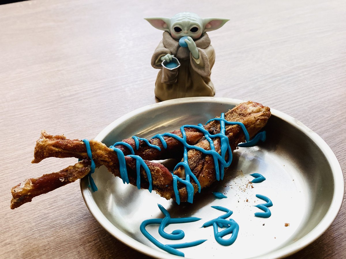 wolf_peacemaker's tweet photo. グーちゃん、ソーガン・フロッグだよ。
ソーガン・フロッグ、グーちゃんだよ。

「STAR WARS」CAFE : Galactic Diner
#マンダロリアン #スターウォーズ https://t.co/mWj9BLPLr8