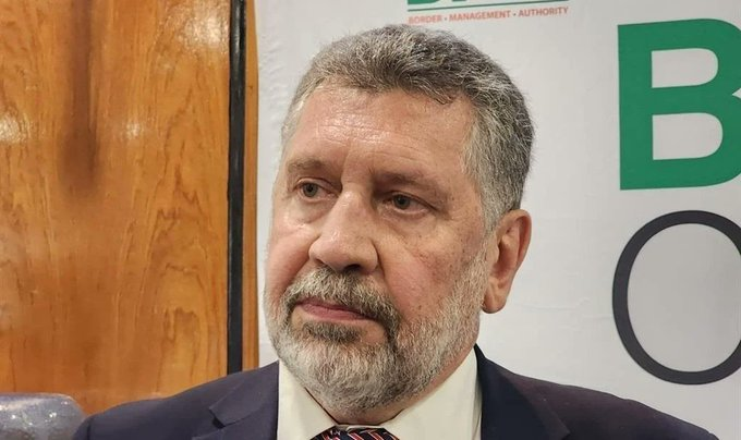Powerfm987's tweet photo. [ON AIR] What is behind the rise of deadly mass shootings in South Africa.

@Makhanya1937 is in conversation with 
   Independent researcher on policing, David Bruce &amp; crime expert, Willem Els.

#POWERTalk https://t.co/fCOcG7Gkzc