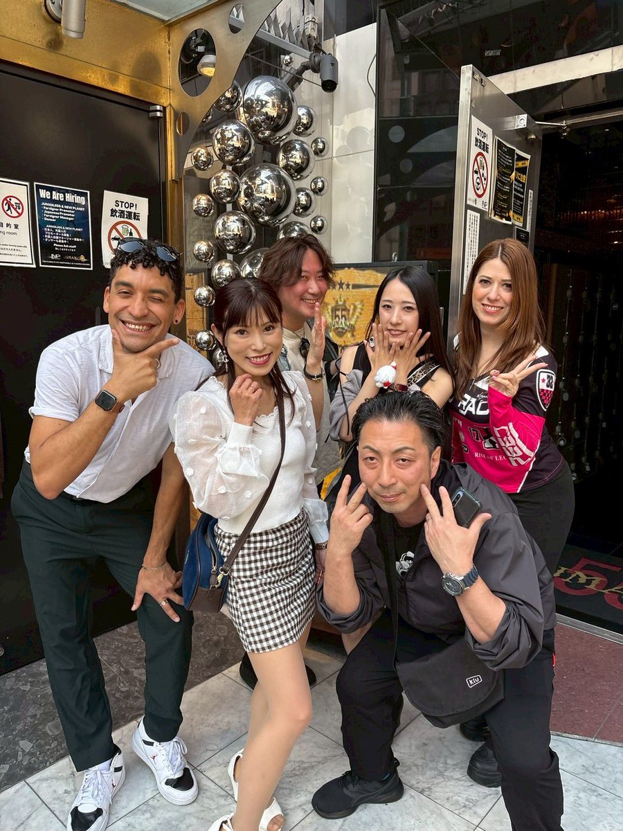 fdj_pro's tweet photo. 6.14(日) #ユロスタ です！
ともえのプレ結婚式？予行演習？
皆様お祝いよろしくお願いします
また何かやらかすだろうけどw

ワールドカップ開幕ですね⚽️
なんかCEOが企画してるらしいよ？
何だろね？知らんけど♪

そんなわけで日曜六本木で会いましょう👍

14時キックオフ！日本代表藤本でしたww https://t.co/76VxfWF2Zr