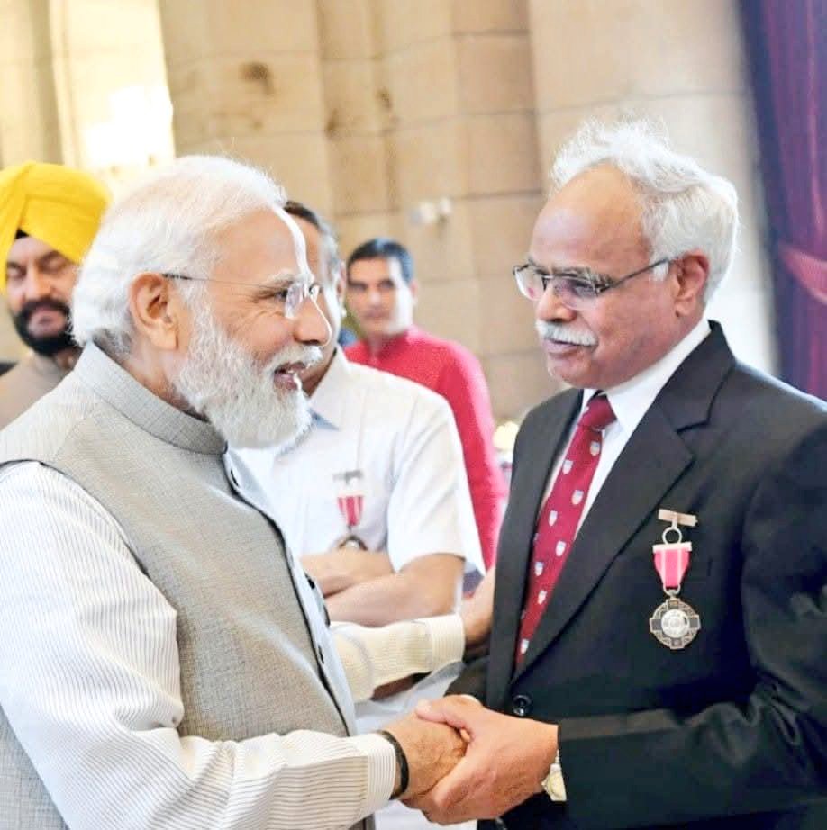 bkssanjay's tweet photo. Congrats to Hon’ble PM Shri @narendramodi ji on completing 12 years of dedicated service in office.
By nurturing the nation’s 'HEN' Health, Education &amp; Nutrition, he has strengthened India’s human capital &amp; paved the way for unprecedented development.
#12YearsOfSeva #ViksitBharat https://t.co/ctSwBMZf0U