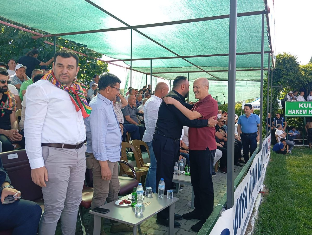 zkafaoglu's tweet photo. 23. İvrindi Akçalören Yağlı Pehlivan Güreşleri’ne katılarak ata sporumuzun heyecanını ve coşkusunu hemşehrilerimizle birlikte yaşadık.

Bu güzel organizasyonun gerçekleşmesinde emeği geçen tüm kurumlarımızı ve katkı sunan herkesi gönülden tebrik ediyorum. https://t.co/GP1Bds9iE4