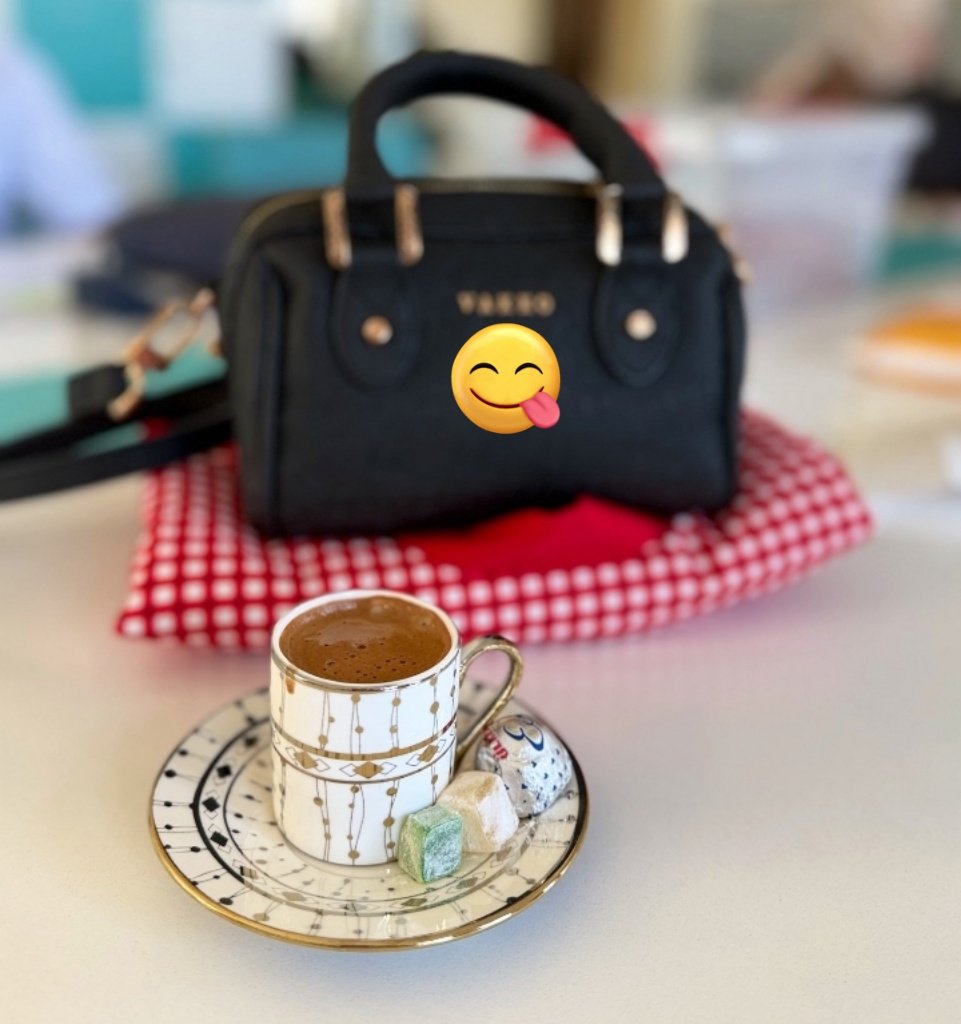 Ayliwe35's tweet photo. #Mood
#Rutin
#dozalımı
#keyfs ☕🍃☘️🍀 https://t.co/1SO8EHadMZ