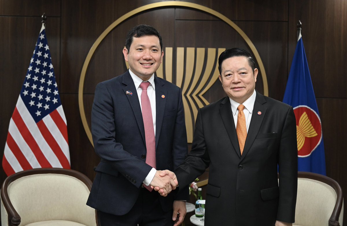 ASEAN's tweet photo. The Ambassador of the United States of America to ASEAN, H.E. Kevin Kim, today presented his Letter of Credence to the Secretary-General of ASEAN, Dr. Kao Kim Hourn, at the ASEAN Headquarters/ASEAN Secretariat.
 
Secretary-General Dr. Kao congratulated Ambassador Kim on the commencement of his tenure and reaffirmed the importance of the ASEAN-United States (U.S.) Comprehensive Strategic Partnership in advancing peace, stability, and prosperity in the Indo-Pacific region. He highlighted the U.S.’s longstanding engagement with ASEAN and appreciated its unwavering support for ASEAN Centrality and ASEAN Community-building efforts, regional economic integration, digital transformation, and development initiatives.
 
Secretary-General Dr. Kao underscored the significance of ASEAN-led mechanisms, including the East Asia Summit (EAS), ASEAN Regional Forum (ARF), and the ASEAN Defence Ministers’ Meeting-Plus (ADMM-Plus), in fostering dialogue, mutual trust, and cooperation on regional and global issues of common concern. He highlighted that the U.S. has been a steadfast partner and actively participated in these mechanisms.
 
Ambassador Kim reaffirmed the United States’ support for ASEAN centrality and expressed readiness to deepen cooperation in support of the ASEAN-United States Leaders’ Joint Vision Statement to Promote Stronger, Safer, and More Prosperous ASEAN and America adopted in 2025. Ambassador Kim noted the United States is a proud Pacific nation and highlighted opportunities for expanded partnership to advance a free and open Indo-Pacific that benefits our combined one billion people. He also welcomed the upcoming 50th anniversary of ASEAN-U.S. Dialogue Relations in 2027.
 
The U.S. became a Dialogue Partner of ASEAN in 1977 and established a Comprehensive Strategic Partnership with ASEAN in 2022. Reflecting its longstanding commitment to ASEAN, the U.S. appointed its first Ambassador to ASEAN in 2008 and established its dedicated Mission to ASEAN in Jakarta, Indonesia, in June 2010. Ambassador Kim is the fifth U.S. Ambassador to ASEAN to date.