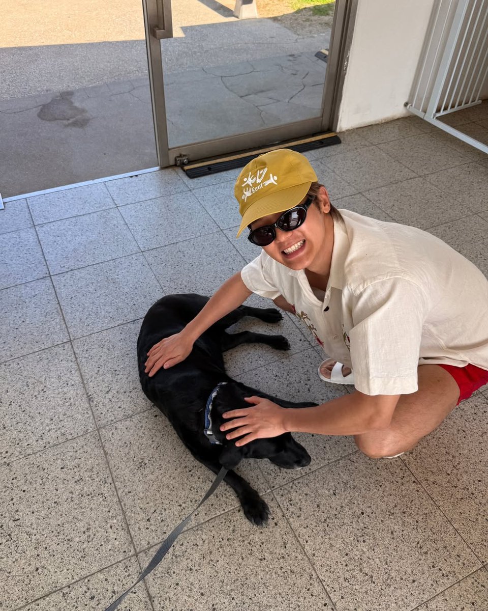 Kkorepo's tweet photo. 「#CNBLUE」#カン・ミンヒョク、無邪気な笑顔から見事な筋肉美まで！…夏を満喫するプライベートショット
🔗https://t.co/VugAaWuiZo https://t.co/33e961LEdp