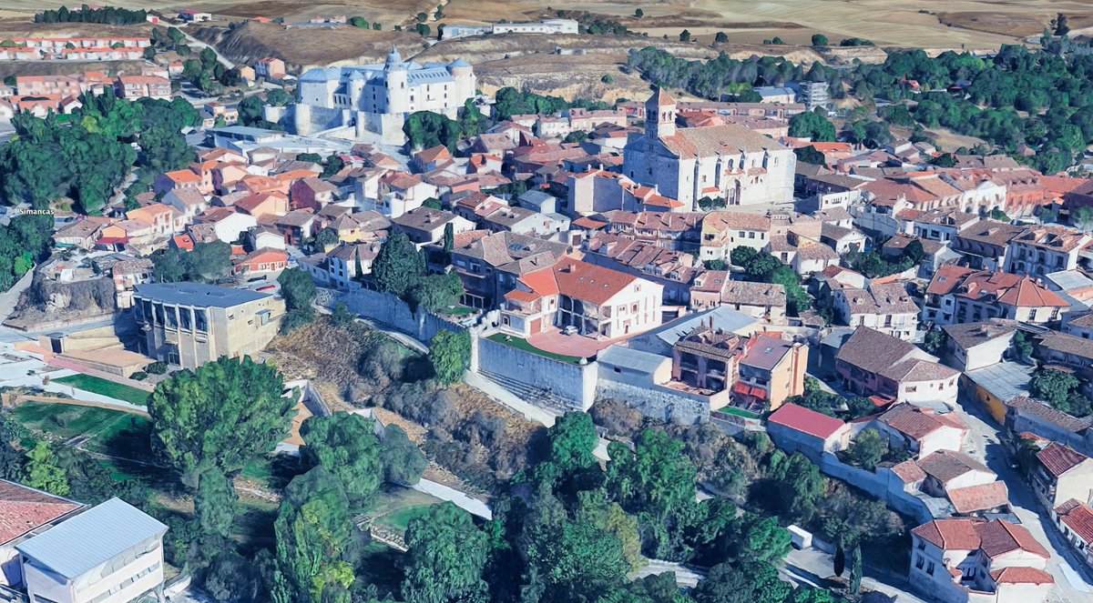 VaProyecta's tweet photo. Google Earth actualiza su vista satelital y cobertura 3D a septiembre de 2025.

Como novedad, la cobertura del visor 3D ya alcanza otros municipios como Simancas. https://t.co/iMbL8z96qT