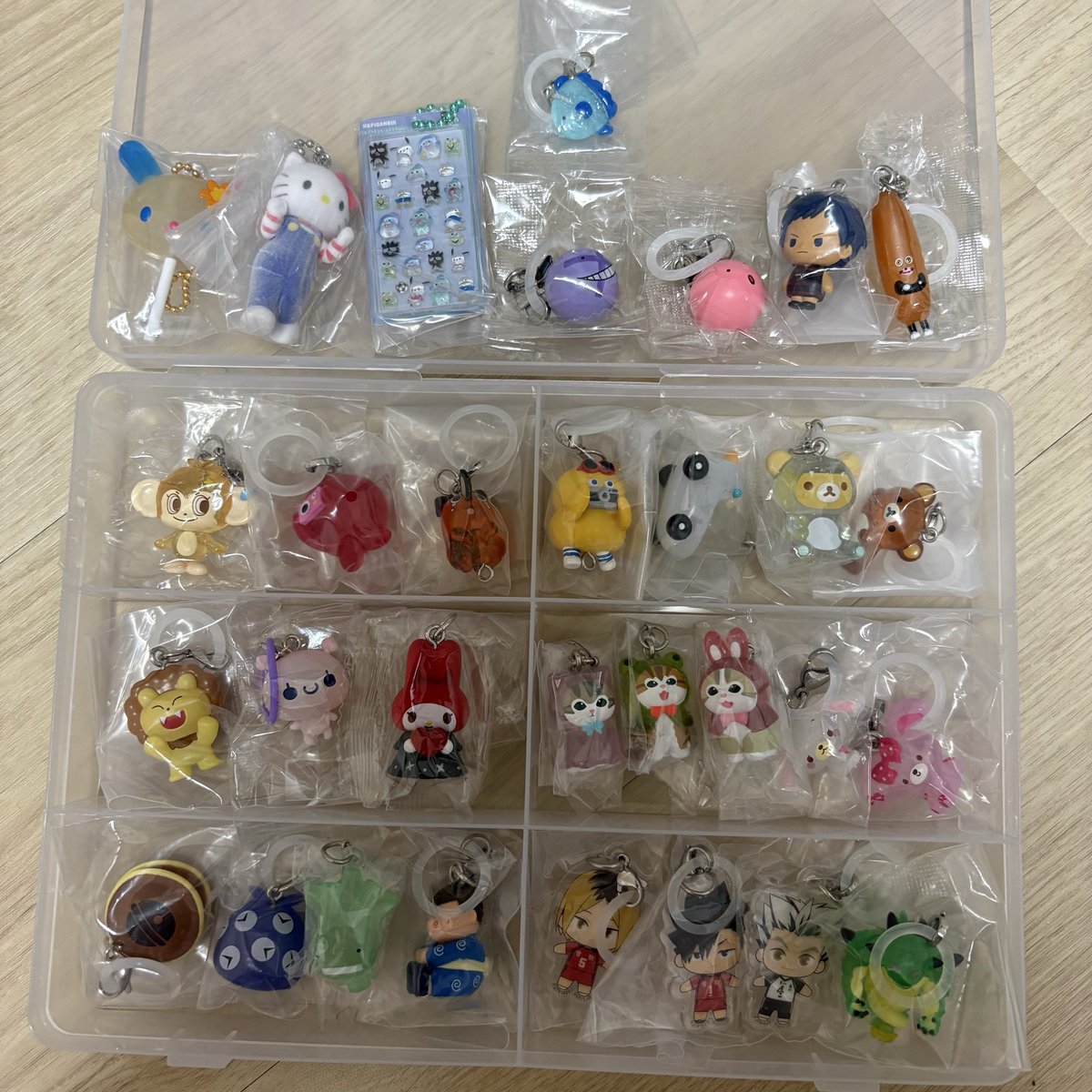 d3_e7v's tweet photo. めじるしアクセサリー  交換 

【譲】
画像1-3枚目

【求】
リプ同異種めじるし
画像以外のものでも検討します！
2.3枚目は定価＋送料で買取可のものもございます。（PayPay先払いのみ）

詳細はALT参照ください https://t.co/dzuWMManQM