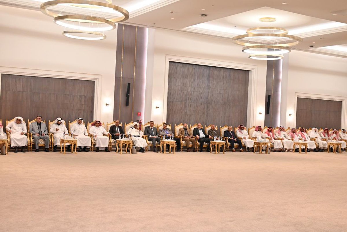 csl_maj's tweet photo. برعاية وحضور وكيل #جامعة_المجمعة للتنمية والاستثمار ووكيل الجامعة للشؤون التعليمية كلية الشريعة والقانون تنظم حفلاً تكريمياً بمناسبة حصولها على الاعتماد البرامجي المشروط من المركز الوطني للتقويم والاعتماد الأكاديمي  للماجستير القانون العام، والبكالوريوس القانون https://t.co/iaKtRgt8Gd