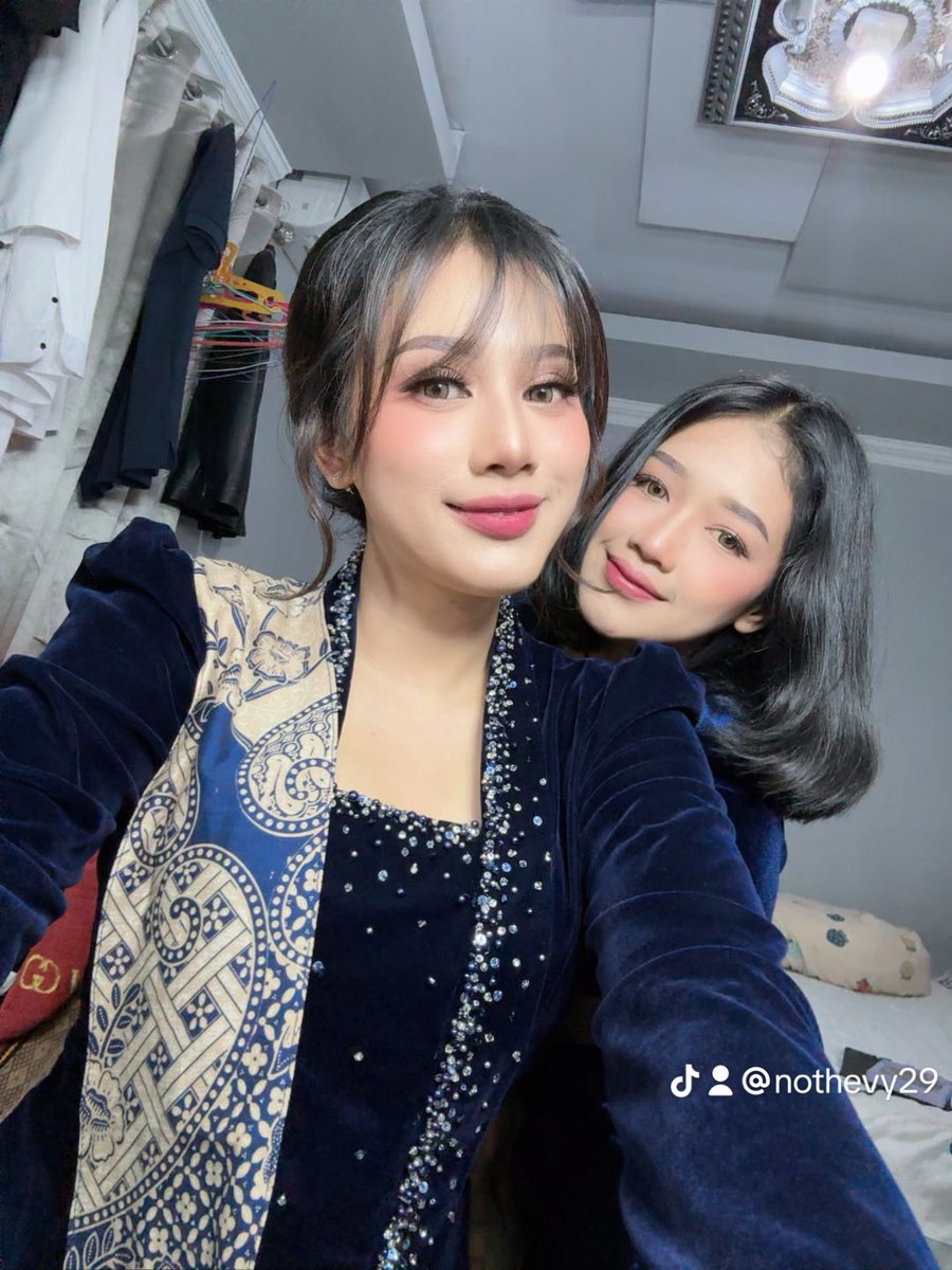 RaraVee's tweet photo. Sehebat itu filter tiktok 😬✌️ https://t.co/uSS7Rk74x6