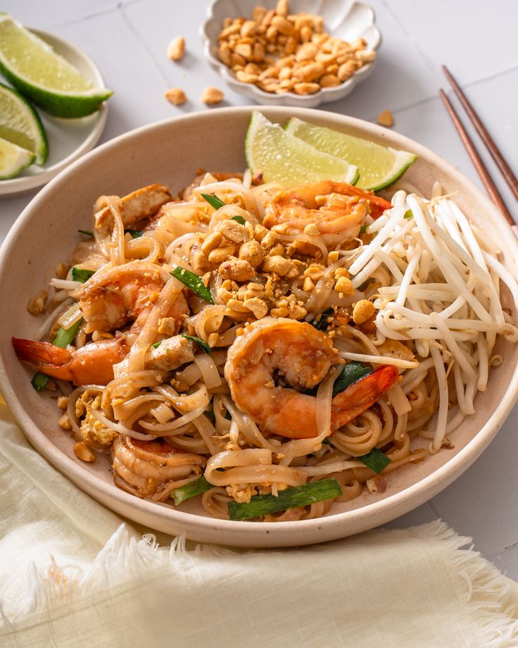 infodexx's tweet photo. Top 20 Best Food Cities in the World 🍜

1. 🇵🇪 Lima  
2. 🇹🇭 Bangkok  
3. 🇲🇽 Mexico City  
4. 🇬🇧 London  
5. 🇪🇸 Barcelona  
6. 🇻🇳 Ho Chi Minh City  
7. 🇦🇺 Melbourne  
8. 🇨🇳 Beijing  
9. 🇬🇷 Athens  
10. 🇵🇹 Lisbon  
11. 🇿🇦 Cape Town  
12. 🇯🇵 Osaka  
13. 🇮🇳 Bangalore  
14. 🇮🇹 Naples  
15. 🇺🇸 New York City  
16. 🇭🇰 Hong Kong  
17. 🇦🇷 Buenos Aires  
18. 🇫🇷 Marseille  
19. 🇩🇰 Copenhagen  
20. 🇨🇴 Medellin  

Note: Ranked by locals on food quality, diversity, affordability & scene  

Source: Time Out World's Best Food Cities 2026 (survey of 24,000+ residents)