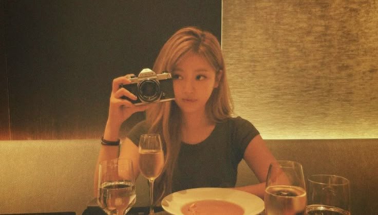 yuna tweet media