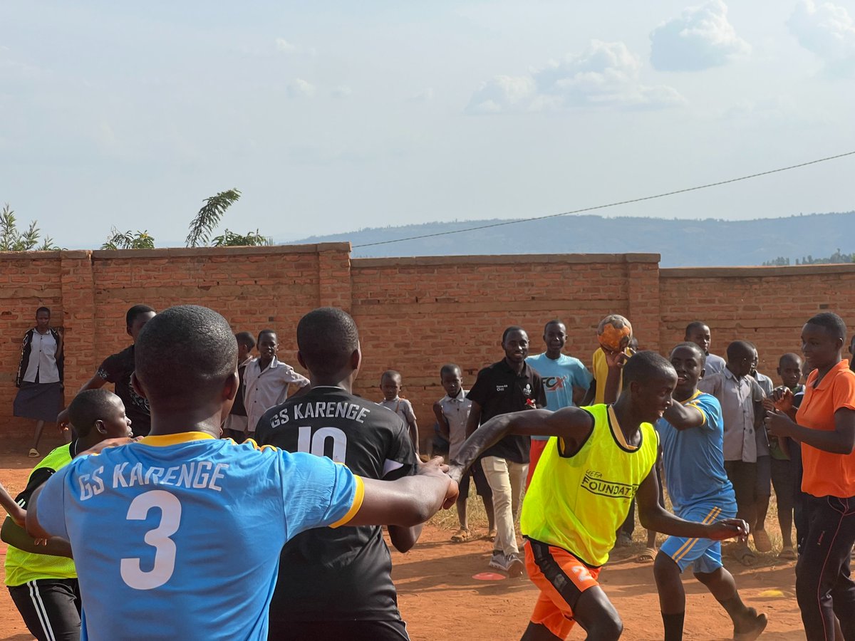 RwandaPLAY's tweet photo. To celebrate #InternationalDayOfPlay, @RwandaPLAY  visited clubs in Rwamagana and Kirehe to observe #Playdagogy in action using play to foster learning, inclusion, and life skills development. 

#PlayMatters #ChildRights #Inclusion #SportForDevelopment https://t.co/fuGAZ0k7AQ
