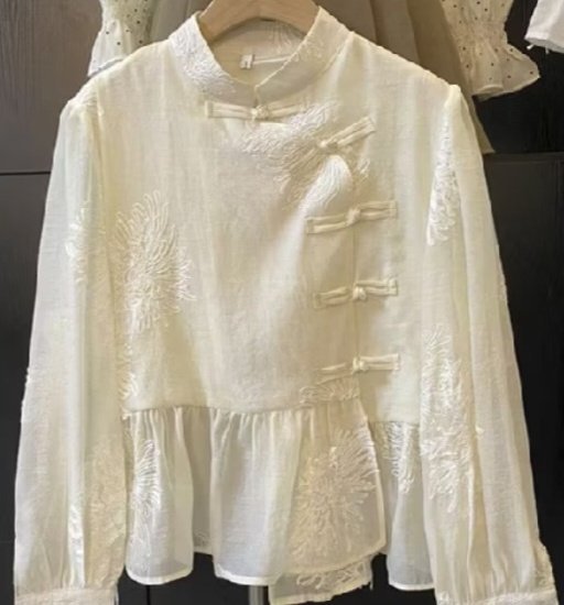 usacgixx's tweet photo. embroidery (bordir) blouse yang CANTIKNYA effortless, ala ala vintage super estetik😭🫶 https://t.co/3HyELe3WNQ