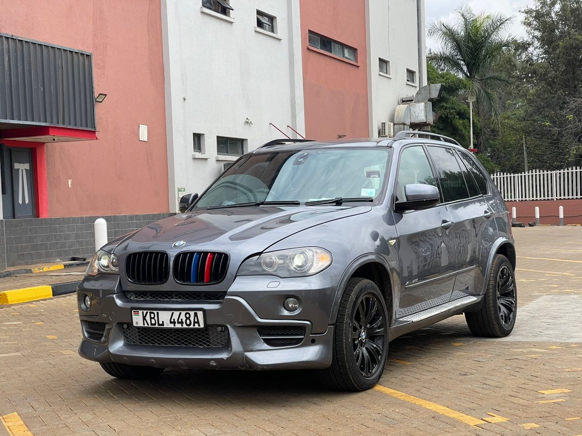 DerrickUdu55582's tweet photo. Bmw X5 
Automatic 
3000cc diesel 
1,400,000ksh
0799561061 https://t.co/JHYfGI1b7I
