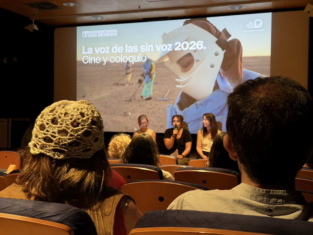 redongdmadrid's tweet photo. 👉🎬 Continuamos #LaVozDeLasSinVoz en @LaCasaEncendida con #Disonancia, de #RaquelRallosa, sobre la lucha de mujeres del #PuebloSaharaui. ✊🇪🇭 #SáharaOccidental #RedONGDMadrid https://t.co/7qn5kJDJWN