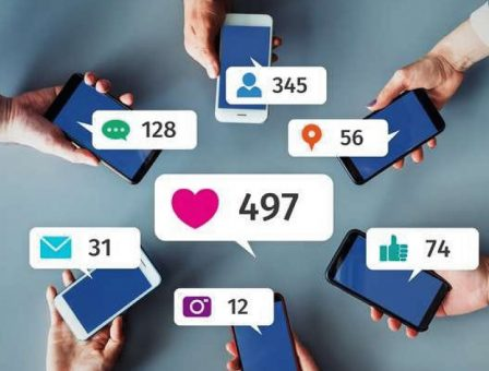 912CroozeFM's tweet photo. #TheFeatureStory on #TheEveningSwitch

Social media has become the first place many people run to for comfort, attention or validation.

Is it a wise decision to make social media your go-to place for validation?

Share with us your take🤔💼✈ https://t.co/nwOtYTNY1U