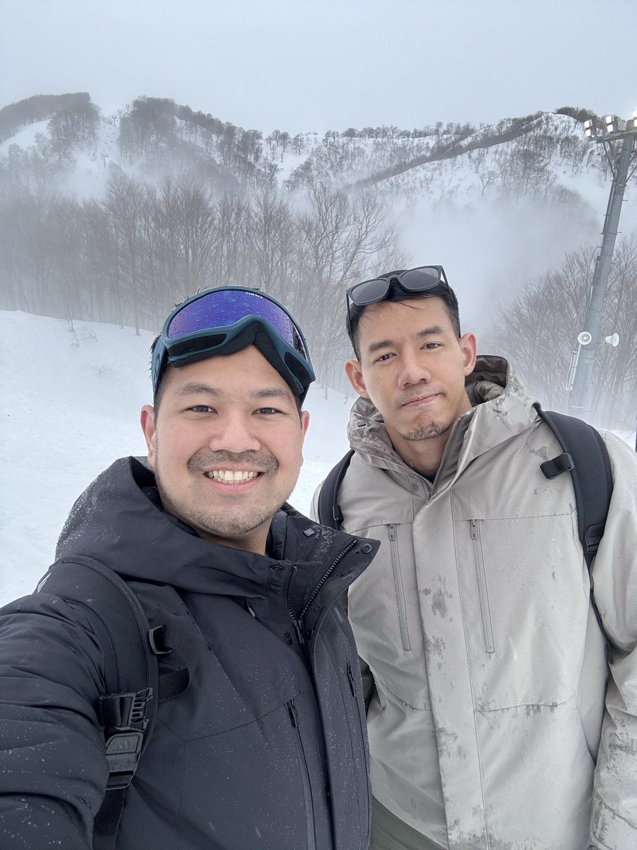 JoeDeCobray's tweet photo. #คูมหมอxคูมหมี โดนจองตัวไว้ตั้งแต่คบปีที่ 7 จนตอนนี้ปีนี้ปีที่ 9 ไลฟ์สไตล์เหมือนกัน���าก มีทะเลาะกันบ้าง ปรับตัวกันหลายอย่าง ค่อยเป็นค่อยไป ไม่รีบ แต่ยังดีเหมือนเดิม https://t.co/Jzy9nM43gm