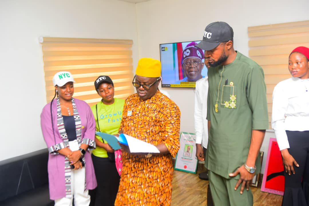 tfolatunbosun's tweet photo. Yesterday, I had the pleasure of receiving the Women Wing of the Ekiti state chapter of the National Youth Council of Nigeria in my office during a courtesy visit. https://t.co/g2tBelPerS