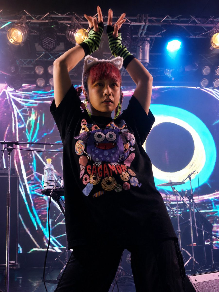 GodSpeedLove69's tweet photo. DDooDooDooMiuMiuMiu 
2026.6.10@赤羽ReNY alpha 

低音ズンズン、ビカビカLEDパネル。ReNY alpha で観るDooMiu はやっぱり最高だな👍✨1ヶ月に1回はココでやってください🙏マサル店長にもまたお願いしとこw
前日の上野もだったけど、おひさしぶりなDoo友 とも会えて嬉しかったっす。 https://t.co/5jYEwKeD6N