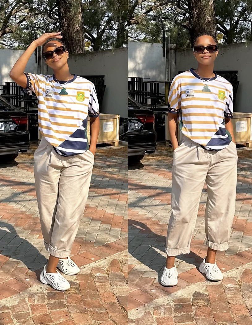 Yolandaphongwan's tweet photo. Nkosi sikelel iafrica🇿🇦

NELISWA OUR FOOTBALL FANATIC 
GO SPORTS GO BAFANA BAFANA

#NeliswaNgada https://t.co/YuzE2dCMR5