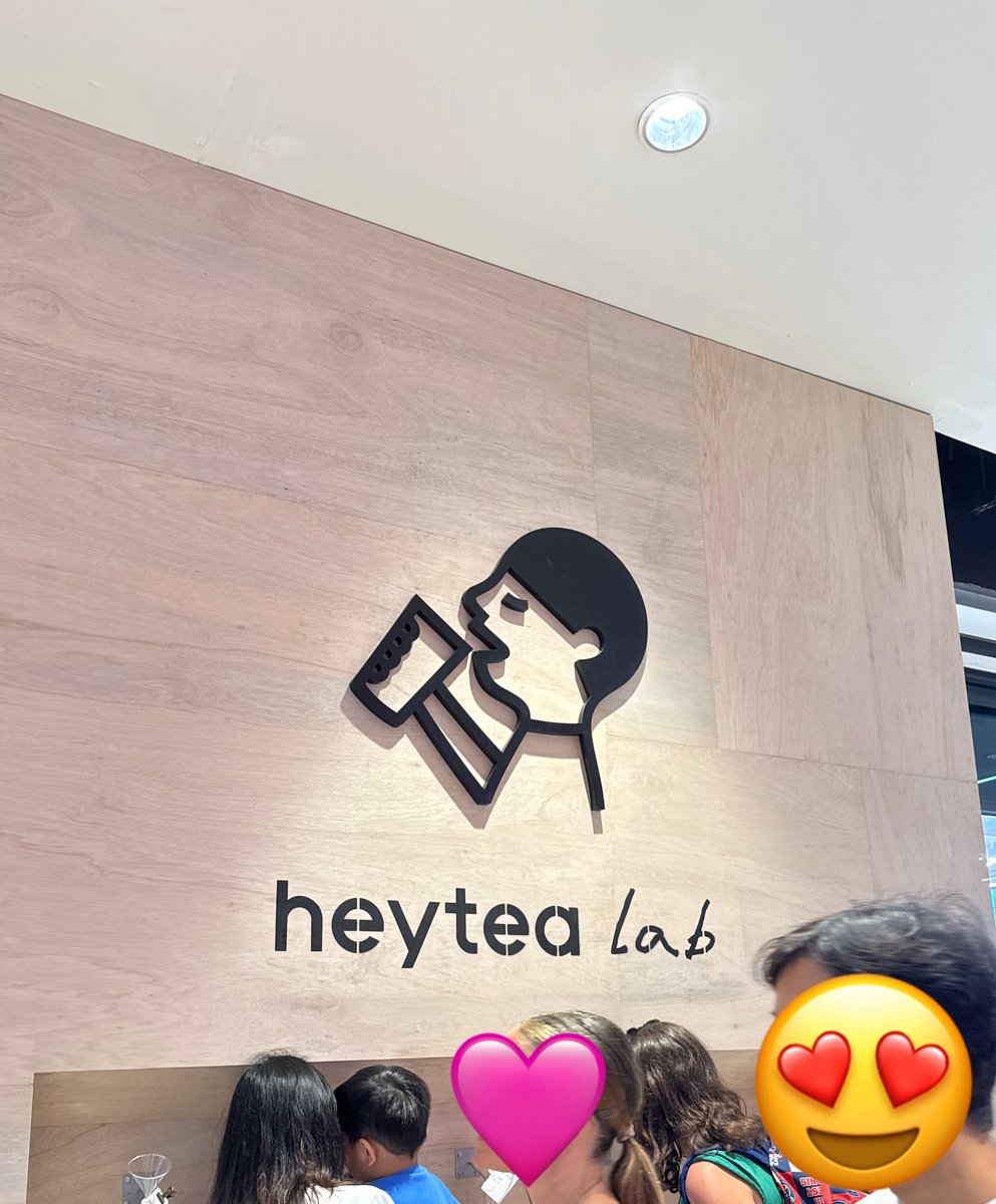baekdoracute's tweet photo. เย้! เย้! มาแน้วววววว HEYTEA สาขาแรกในไทยกำลังจะเปิดที่เซ็นทรัลเวิลด์ ชั้น 1 ข้างๆ Popmart เลยยย เกียมตัวพุ่งไปโล้ดดดดด https://t.co/bZcaPnuhpn